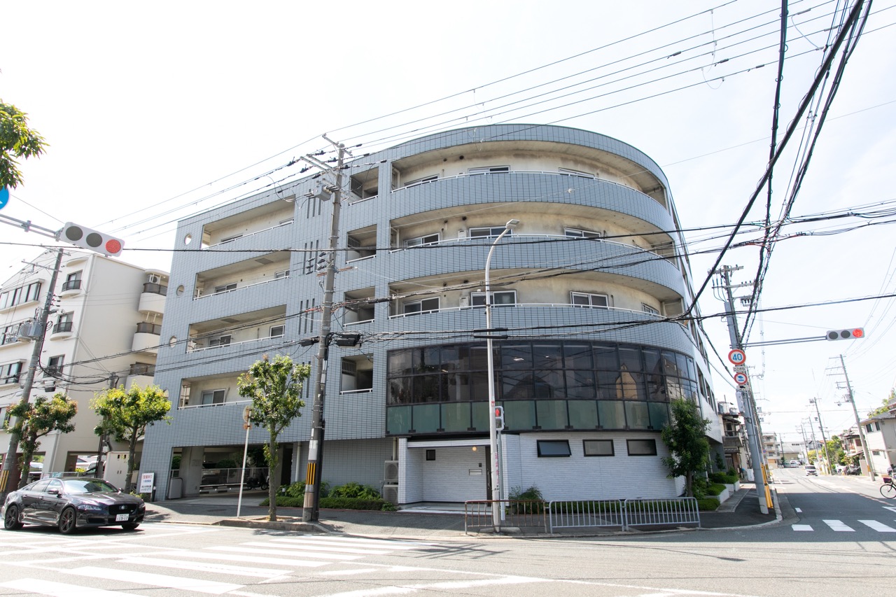 エトワール設計事務所の建物外観
